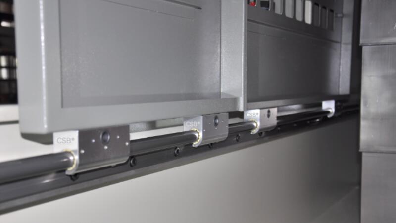 WRU02加长型圆导轨混合滑块用于机床移动门 WRU02圆导轨混合滑块